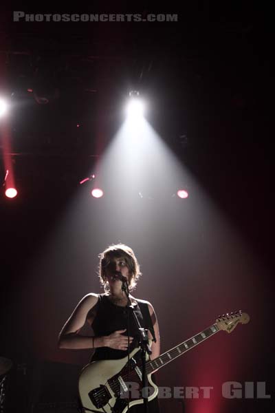 WARPAINT - 2011-05-26 - PARIS - Le Bataclan - 